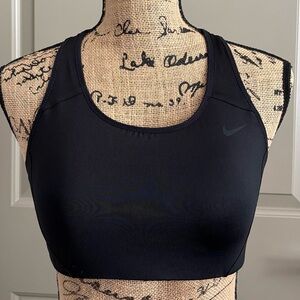 NIKE Black Athletic Bra